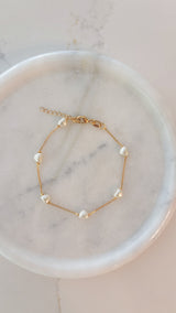 Lover’s Pearl Bracelet