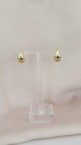 Tear Drop Petit Earrings