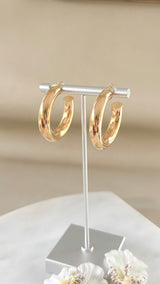 The Sleek Tube Hoop Earrings