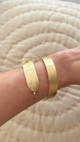 Golden Curve Bangle Bracelet