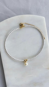 Sole Pearl Choker Necklace