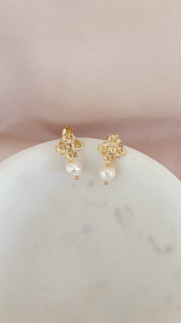 Carolina Petit Bouquet Earrings