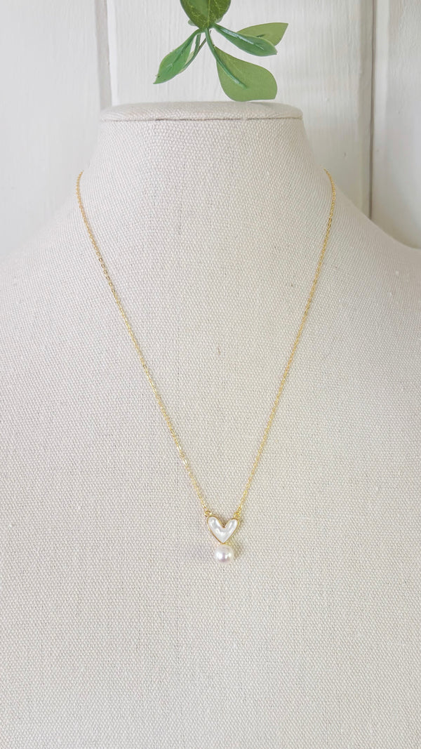 Emily Heart Pearl Necklace