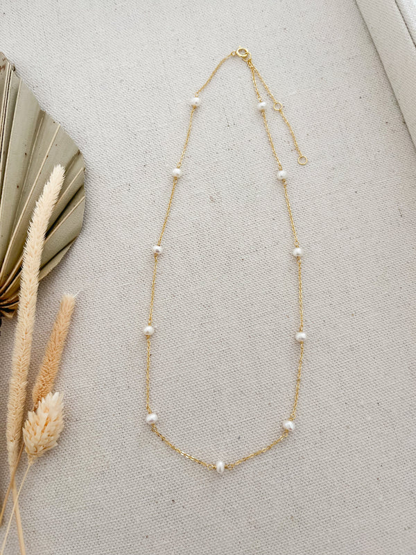 Nomi Pearl Necklace